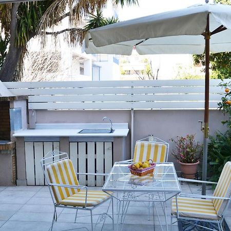 Kalamata Beach Maizonette Ground Floor And Semi-Basement With Yard Екстериор снимка